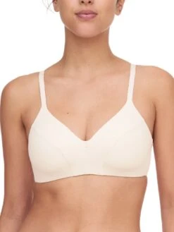 Chantelle Easy Feel Cloudia Wirefree T-Shirt Bra - Pearl