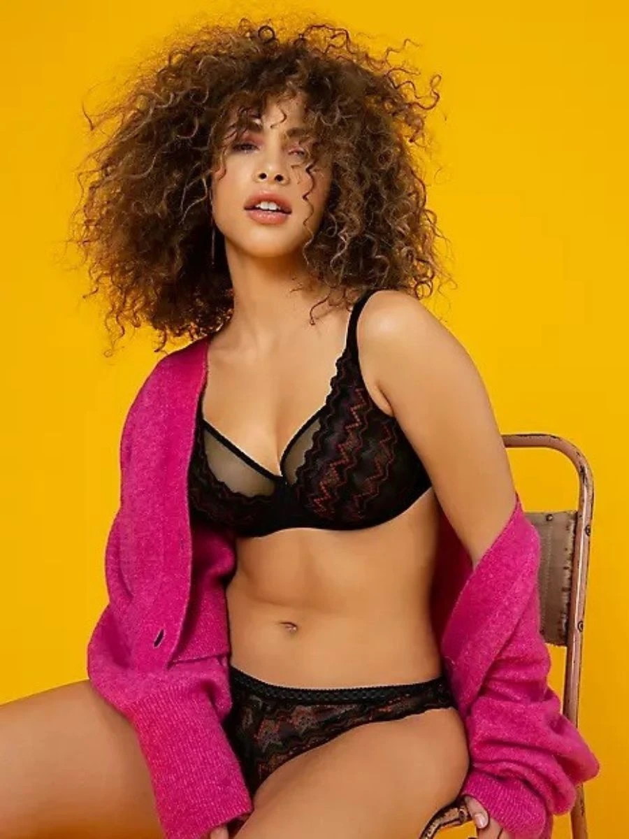 FREYA Festival Vibe High Apex Bra - Black 5 FREYA Festival Vibe High Apex Bra - Black - Image 3