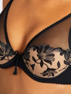Aubade Lovessence Underwired Triangle Bra - Noir -FREYA Shop braforme aubade rmf12 noi cl