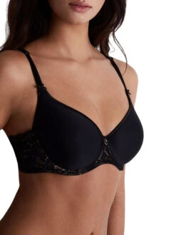 Aubade Rosessence Care Spacer T-Shirt Bra - Black -FREYA Shop braforme aubade rosessence care 2K09 02 BLAK s
