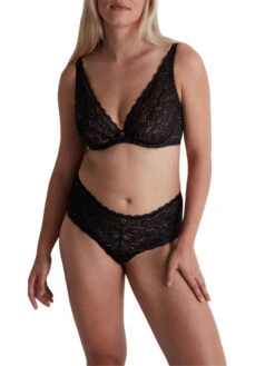 Aubade Rosessence Care Triangle Plunge Bra - Black -FREYA Shop braforme aubade rosessence care 2KF12 BLAK 3f