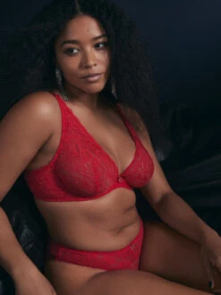 Aubade Rosessence Care High Apex Plunge Bra - Gala 16 Aubade Rosessence Care High Apex Plunge Bra - Gala -FREYA Shop braforme aubade rosessence care 2KN81 GALA l