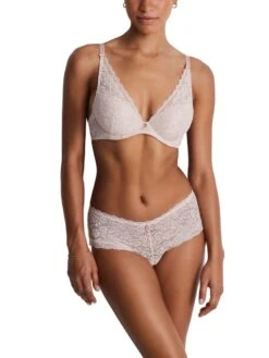 Aubade Rosessence Care High Apex Plunge Bra - Nude D'été 10 Aubade Rosessence Care High Apex Plunge Bra - Nude D'été -FREYA Shop braforme aubade rosessence care 2KN81 NETE 2f