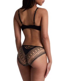 Aubade Voodoo Kiss Triangle Plunge Bra - Millenium Black 12 Aubade Voodoo Kiss Triangle Plunge Bra - Millenium Black -FREYA Shop braforme aubade voodoo kiss 3DFN12 MIBL 2b