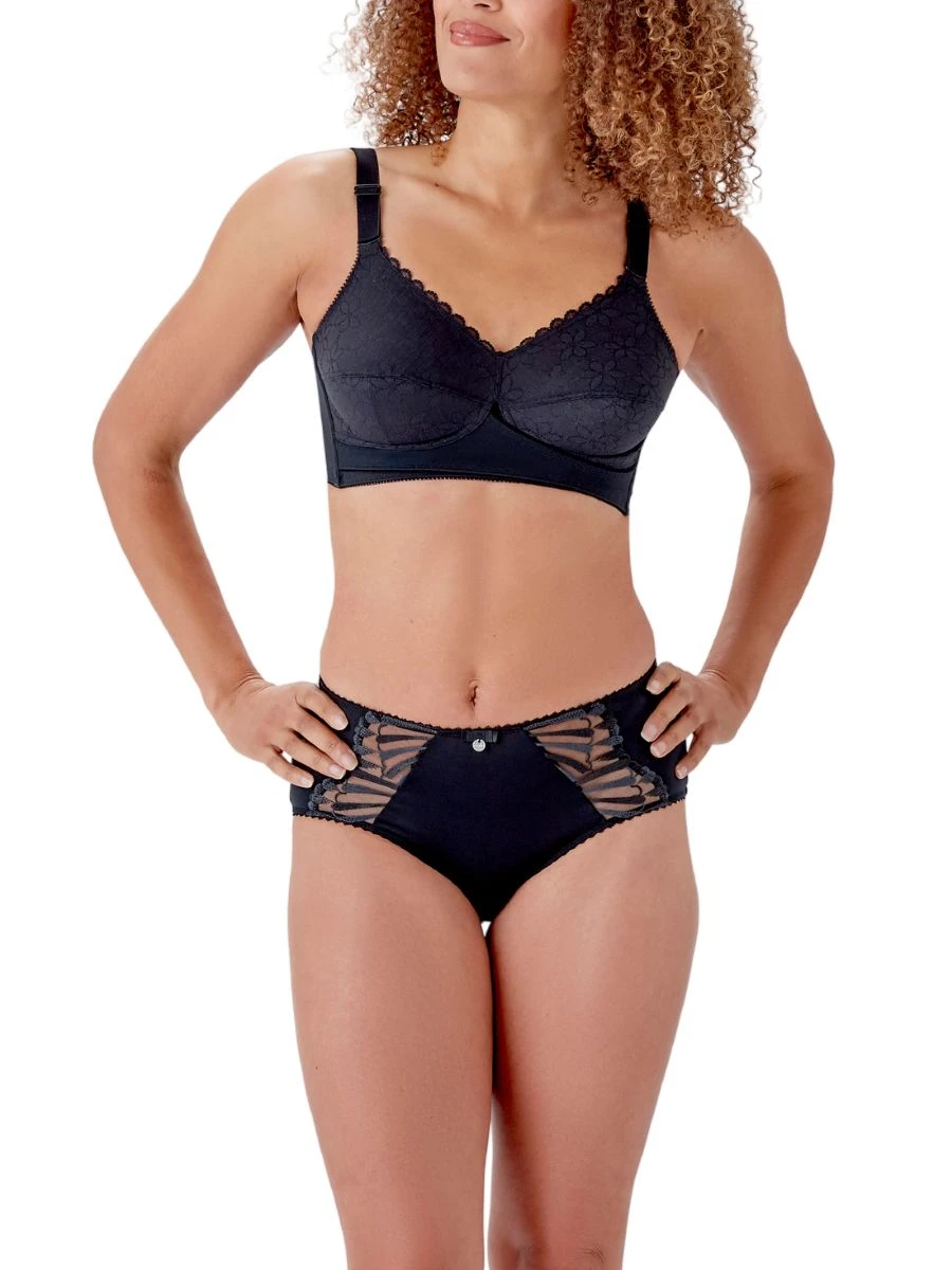 Berlei Classic Non Wired Total Support Bra - Black 6 Berlei Classic Non Wired Total Support Bra - Black - Image 4