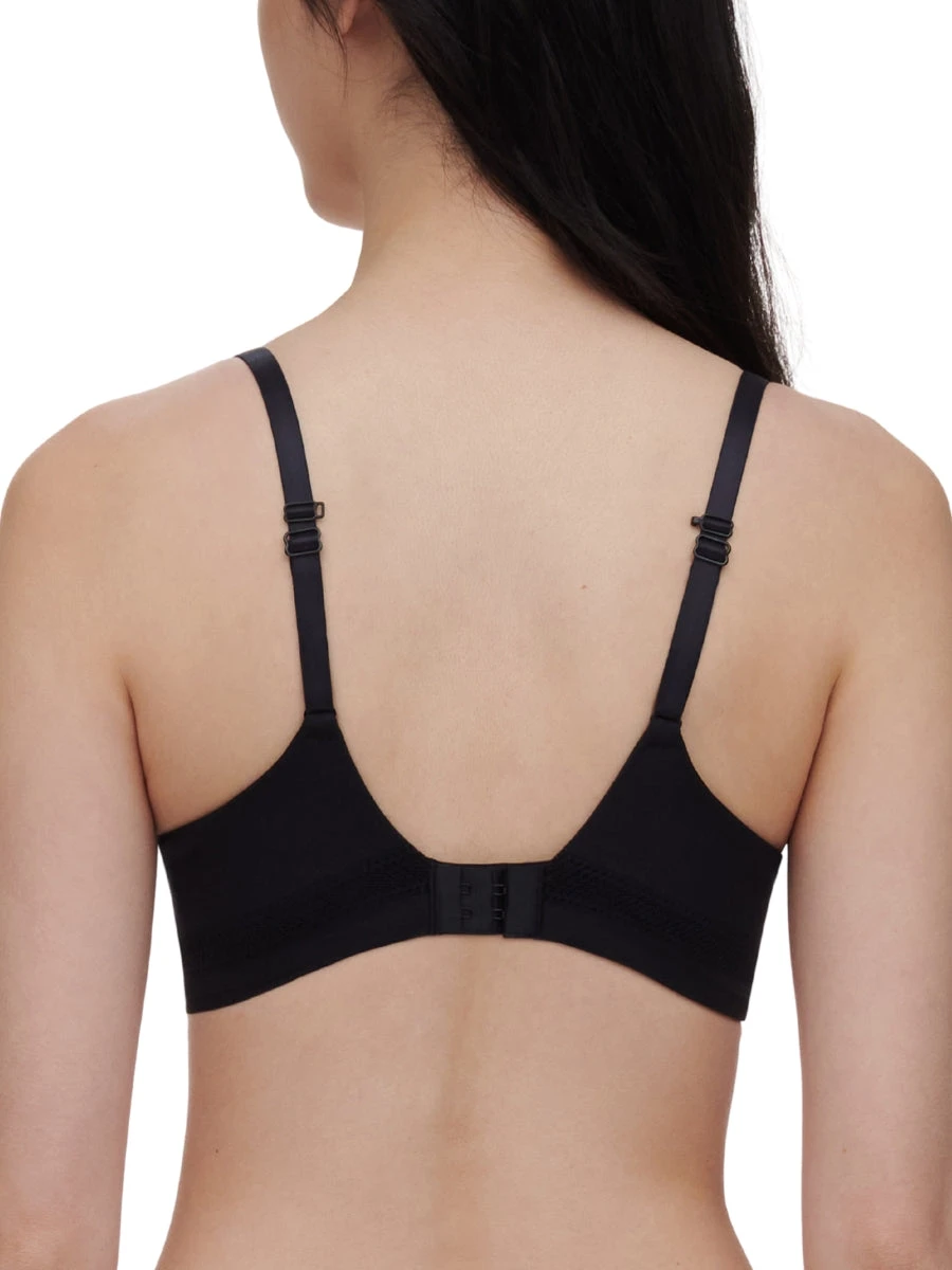 Chantelle Easy Bliss Covering Memory Foam Bra - Black 4 Chantelle Easy Bliss Covering Memory Foam Bra - Black - Image 2