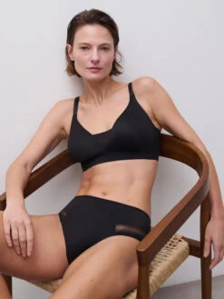 Chantelle Easy Bliss Wirefree T-Shirt Bra - Black -FREYA Shop braforme chantelle easy bliss C914Q9 011 2l