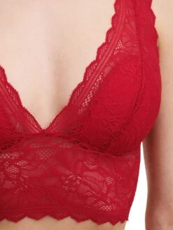 Chantelle Easy Feel Floral Touch Wirefree Triangle Bralette 29 Chantelle Easy Feel Floral Touch Wirefree Triangle Bralette -FREYA Shop braforme chantelle lingerie easyfeel floral touch c94270 05w s