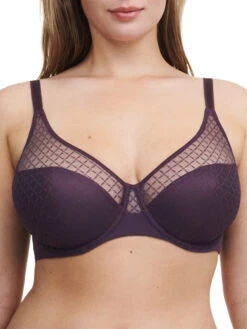 Chantelle Norah Chic Covering Moulded Bra - Aubergine