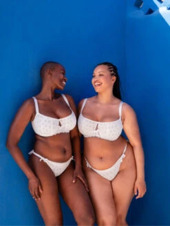 Curvy Kate Flora Balcony Bra - White -FREYA Shop braforme curvy kate flora CK091100 WHT 2l