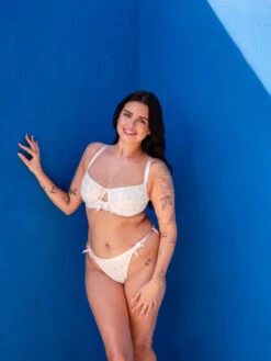 Curvy Kate Flora Balcony Bra - White -FREYA Shop braforme curvy kate flora CK091100 WHT 3l