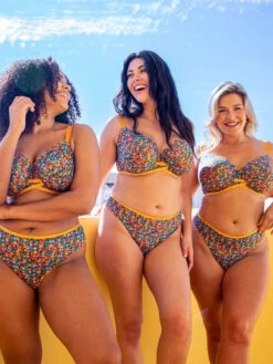 Curvy Kate Lace Daze Balcony Bra - Floral Print -FREYA Shop braforme curvy kate lace daze CK044100 FLP 3ls