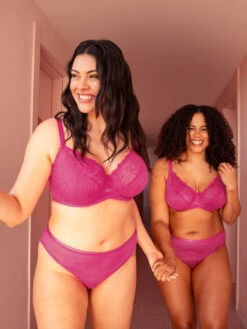Curvy Kate Lace Daze Balcony Bra - Lipstick Pink 25 Curvy Kate Lace Daze Balcony Bra - Lipstick Pink -FREYA Shop braforme curvy kate lace daze CK044100 LIP 5ls