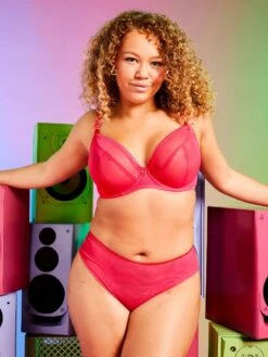 Curvy Kate Lifestyle Plunge Bra - Bright Pink -FREYA Shop braforme curvy kate lifestyle ck5703 ck5711 bright pink ls 020a6d36 3cd2 4e94 a406 51684112aa87