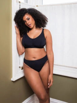 Curvy Kate Zen Non-Wired Bralette - Black -FREYA Shop braforme curvy kate zen CK093110 BLK l