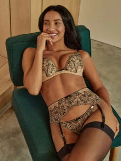 Gossard VIP Henna High Apex Bra - Black/Nude -FREYA Shop braforme lingerie gossard vip henna bnu black nude ls