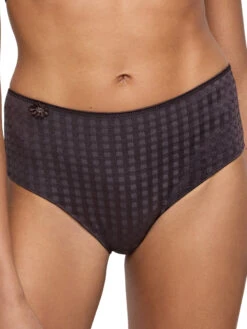 MARIE JO Avero Full Brief