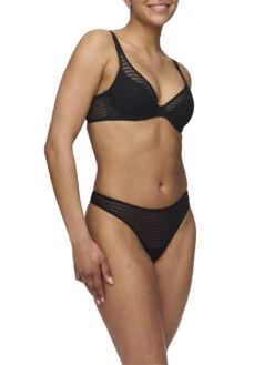 MARIE JO Basyl Half Padded Plunge Bra - Black 16 MARIE JO Basyl Half Padded Plunge Bra - Black -FREYA Shop braforme marie jo basyl 0102875 ZWA 2s