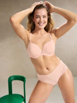 MARIE JO Jadei Padded Heartshape Bra - Glossy Pink 17 MARIE JO Jadei Padded Heartshape Bra - Glossy Pink -FREYA Shop braforme marie jo jadei 0102766 GLP 2l