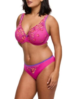 PRIMADONNA Devdaha Half Padded Plunge Bra - Very Berry -FREYA Shop braforme primadonna devdaha 0163442 VEB 2s