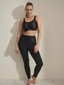 PRIMADONNA The Game Racerback Sports Bra - Black -FREYA Shop braforme primadonna the game 6000510 ZWA 2l