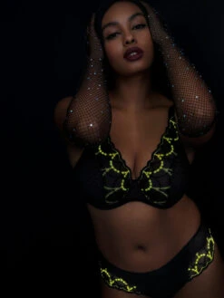 Tepito Half Padded Plunge Bra - Dark Glow 21 Tepito Half Padded Plunge Bra - Dark Glow -FREYA Shop braforme primadonna twist tepito 0142414 DGL 2l