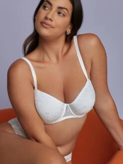 Epirus Padded Balcony Bra - White -FREYA Shop braforme primadonnatwist epirus 0241972 wit ls2
