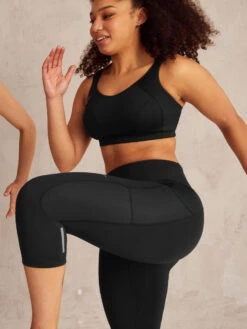 Shock Absorber Active Multi Support Sports Bra - Black -FREYA Shop braforme shock absorber active multi S4490 BLK l