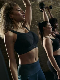 Shock Absorber D+ Max Support Sports Bra - Black -FREYA Shop braforme shock absorber d max SN109 0DT 3l