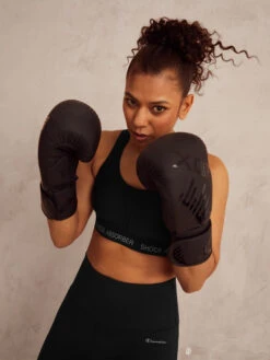 Shock Absorber Ultimate Run Padded Sports Bra - Black/Silver 18 Shock Absorber Ultimate Run Padded Sports Bra - Black/Silver -FREYA Shop braforme shock absorber ultimate run S06S7 BKSV 3l e70899fe dac1 4e80 a064 b83b123977bc