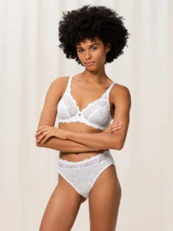 Triumph Amourette W High Apex Bra - White -FREYA Shop braforme triumph amourette 10209574 0003 2l