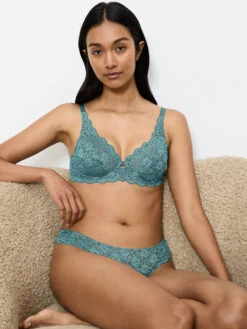 Triumph Amourette W High Apex Bra - Quiet Turquoise -FREYA Shop braforme triumph amourette 10209574 1597 l