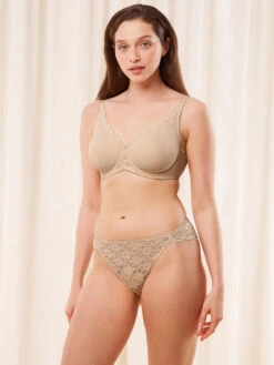 Triumph Amourette W01 Minimizer Bra - Skin -FREYA Shop braforme triumph amourette 10210670 0026 l