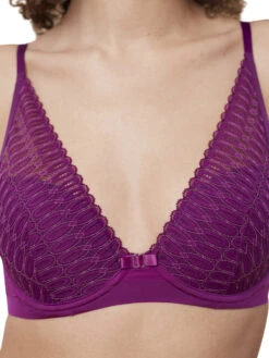 Triumph Aura Spotlight High Apex Plunge Bra - Violet -FREYA Shop braforme triumph aura spotlight 10216460 3811 f