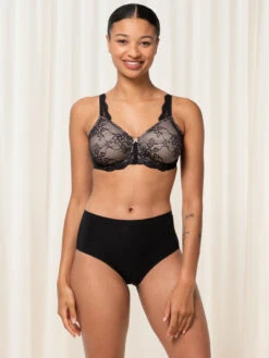 Triumph Contouring Sensation Minimizer Bra - Black -FREYA Shop braforme triumph contouring sensation 10143566 0004 l