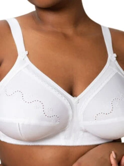 Triumph Doreen + Cotton Full Cup Bra - White 13 Triumph Doreen + Cotton Full Cup Bra - White -FREYA Shop braforme triumph doreen 10004928 0003 s