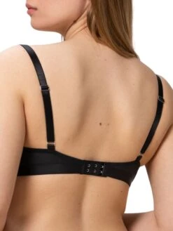 Triumph Aura Spotlight Full Cup Bra - Black -FREYA Shop braforme triumph lingerie aura spotlight 10208015 0004 black b