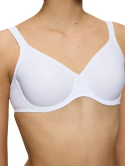 Triumph Modern Soft+Cotton Moulded Bra - White -FREYA Shop braforme triumph modern soft cotton 10184426 0003 s