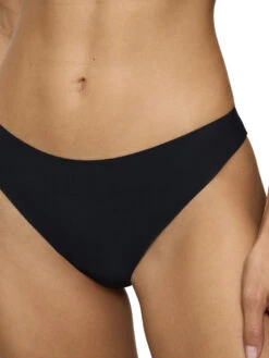 Triumph Pretty Micro Thong -FREYA Shop braforme triumph pretty micro 10222212 0004 s