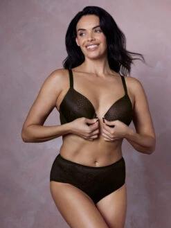 Wacoal Back Appeal Front Fastener Bra - Black -FREYA Shop braforme wacoal back appeal WA853403 BLK 3l