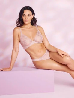 Wacoal Cateline Plunge Bra - Aspen Rose -FREYA Shop braforme wacoal cateline WE601602 ASP l