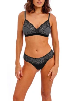 Wacoal Florilege Non-Wired Bralette - Black -FREYA Shop braforme wacoal florilege WE600703 BLK 2f