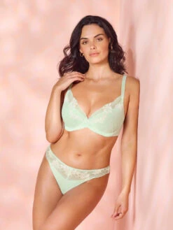 Wacoal Most Divine Plunge Bra - Eau-de-nil -FREYA Shop braforme wacoal most divine WE601402 EUL l