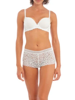 Wacoal Raffine Underwired Contour Bra - White -FREYA Shop braforme wacoal we148004 whe fl