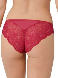 Triumph Amourette Charm Brazilian -FREYA Shop triumph lingerie 10205567 1801 raspberry 20wine b