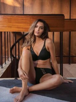 Wacoal Lisse Moulded Bra - Black -FREYA Shop wacoal 20lisse 20bra 20we145001 20blk 20ls